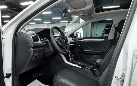 Volkswagen T-Roc I, 2022 год, 1 700 000 рублей, 9 фотография