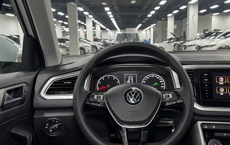 Volkswagen T-Roc I, 2022 год, 1 700 000 рублей, 13 фотография