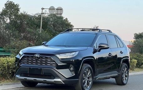 Toyota RAV4, 2025 год, 3 870 009 рублей, 1 фотография