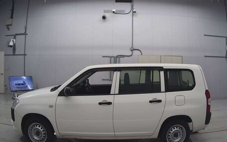 Toyota Probox I, 2018 год, 1 060 000 рублей, 5 фотография