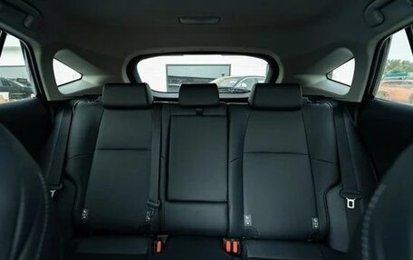 Toyota Venza, 2025 год, 5 000 000 рублей, 12 фотография