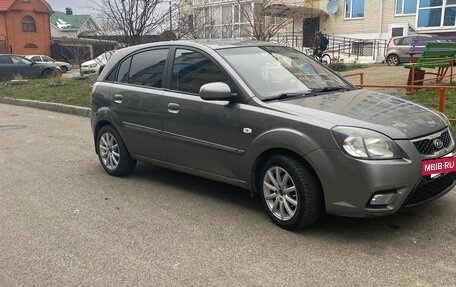 KIA Rio II, 2010 год, 710 000 рублей, 2 фотография