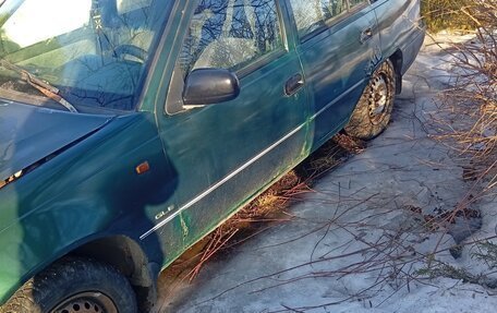 Daewoo Nexia I рестайлинг, 1999 год, 120 000 рублей, 2 фотография