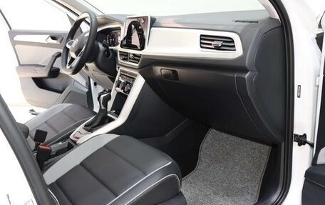 Volkswagen T-Roc I, 2022 год, 1 480 000 рублей, 7 фотография