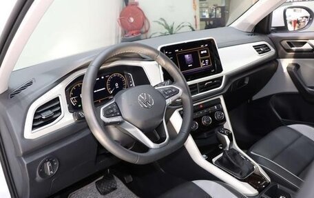 Volkswagen T-Roc I, 2022 год, 1 480 000 рублей, 10 фотография