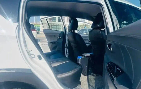 Toyota Yaris XP150 рестайлинг, 2022 год, 1 365 030 рублей, 11 фотография