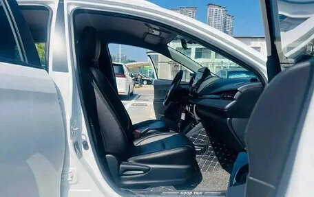 Toyota Yaris XP150 рестайлинг, 2022 год, 1 365 030 рублей, 12 фотография