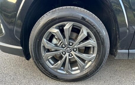 Toyota RAV4, 2025 год, 3 870 009 рублей, 8 фотография