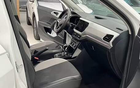 Volkswagen T-Cross I, 2023 год, 1 290 000 рублей, 12 фотография