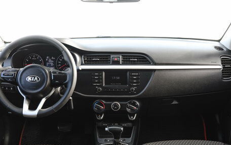 KIA Rio IV, 2018 год, 1 319 000 рублей, 8 фотография