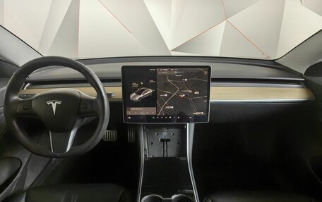 Tesla Model 3 I, 2019 год, 2 115 000 рублей, 14 фотография