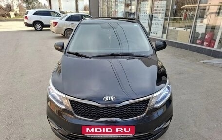 KIA Rio III рестайлинг, 2017 год, 950 000 рублей, 2 фотография