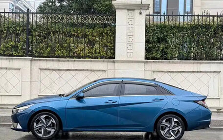 Hyundai Elantra, 2021 год, 1 079 000 рублей, 3 фотография