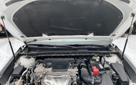 Toyota Camry, 2021 год, 3 450 000 рублей, 12 фотография