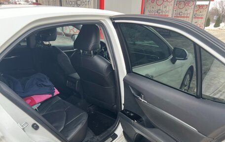 Toyota Camry, 2021 год, 3 450 000 рублей, 11 фотография