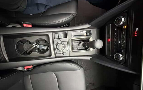 Mazda CX-4, 2022 год, 1 905 000 рублей, 9 фотография