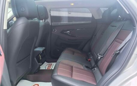 Land Rover Range Rover Evoque II, 2024 год, 4 440 000 рублей, 12 фотография