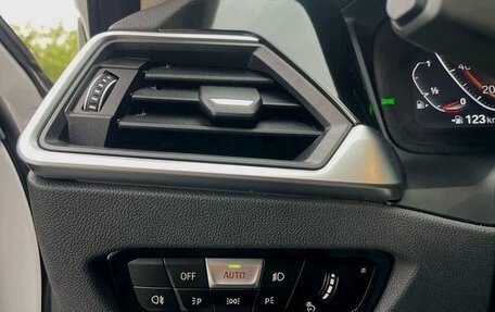 BMW 3 серия, 2022 год, 2 750 000 рублей, 12 фотография