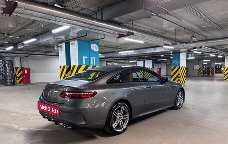 Mercedes-Benz E-Класс, 2019 год, 4 850 000 рублей, 5 фотография