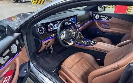 Mercedes-Benz E-Класс, 2019 год, 4 850 000 рублей, 14 фотография