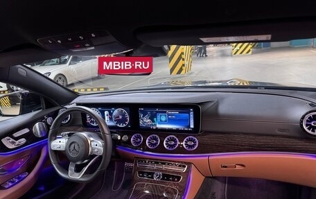 Mercedes-Benz E-Класс, 2019 год, 4 850 000 рублей, 16 фотография