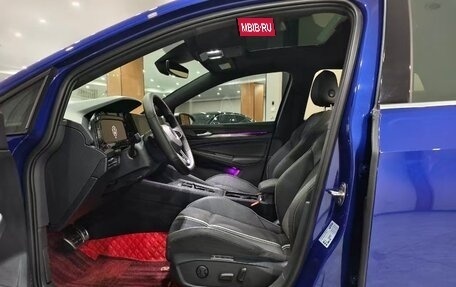 Volkswagen Golf VIII, 2021 год, 1 610 000 рублей, 4 фотография