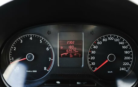 Volkswagen Polo VI (EU Market), 2011 год, 699 000 рублей, 17 фотография