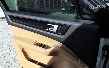 Porsche Cayenne III, 2019 год, 7 100 000 рублей, 10 фотография