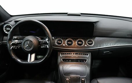 Mercedes-Benz E-Класс, 2020 год, 4 020 000 рублей, 13 фотография