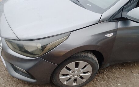 Hyundai Solaris II рестайлинг, 2018 год, 515 000 рублей, 2 фотография