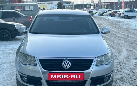 Volkswagen Passat B6, 2008 год, 635 000 рублей, 3 фотография
