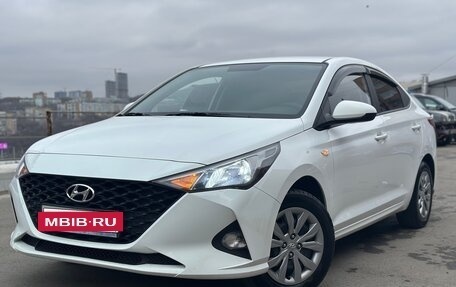 Hyundai Solaris II рестайлинг, 2021 год, 1 450 000 рублей, 11 фотография