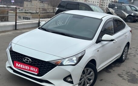 Hyundai Solaris II рестайлинг, 2021 год, 1 450 000 рублей, 12 фотография