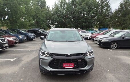 Chevrolet Tracker, 2023 год, 2 200 000 рублей, 3 фотография