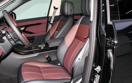 Land Rover Range Rover Evoque II, 2024 год, 4 380 000 рублей, 9 фотография