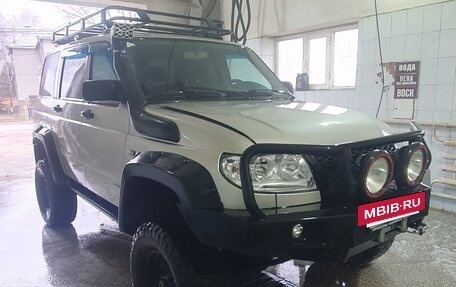 ЛуАЗ Patriot, 2012 год, 700 000 рублей, 2 фотография
