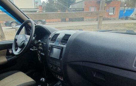 ЛуАЗ Patriot, 2012 год, 700 000 рублей, 16 фотография