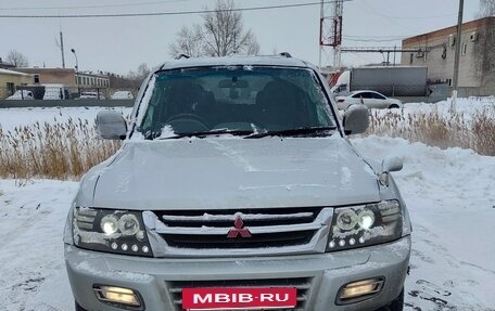 Mitsubishi Pajero III рестайлинг, 1998 год, 800 000 рублей, 22 фотография
