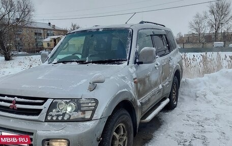 Mitsubishi Pajero III рестайлинг, 1998 год, 800 000 рублей, 21 фотография