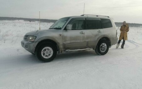 Mitsubishi Pajero III рестайлинг, 1998 год, 800 000 рублей, 28 фотография