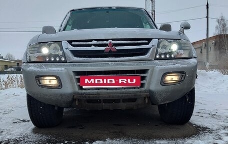 Mitsubishi Pajero III рестайлинг, 1998 год, 800 000 рублей, 23 фотография