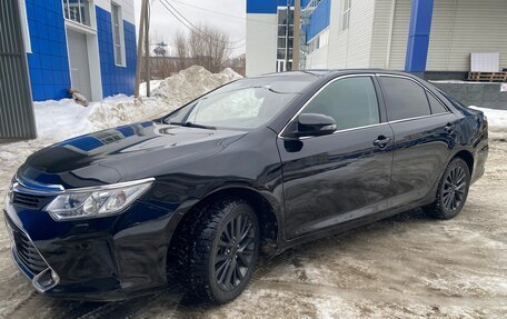 Toyota Camry, 2018 год, 1 400 000 рублей, 6 фотография