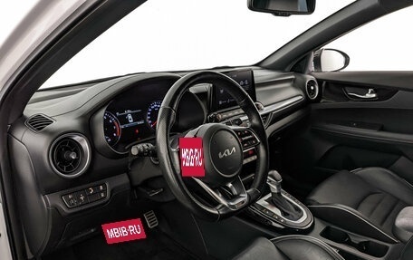 KIA Cerato IV, 2021 год, 2 350 000 рублей, 13 фотография