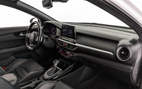 KIA Cerato IV, 2021 год, 2 350 000 рублей, 12 фотография