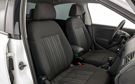 Volkswagen Polo VI (EU Market), 2019 год, 1 350 000 рублей, 19 фотография