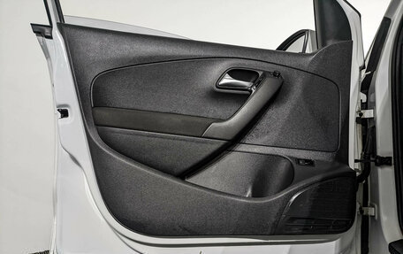 Volkswagen Polo VI (EU Market), 2019 год, 1 350 000 рублей, 15 фотография