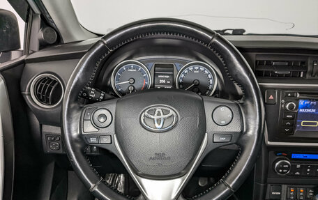 Toyota Auris II, 2013 год, 1 150 000 рублей, 18 фотография