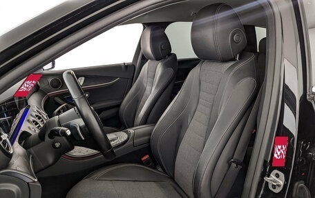 Mercedes-Benz E-Класс, 2021 год, 5 900 000 рублей, 19 фотография