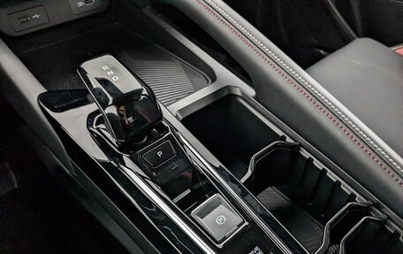 Geely Coolray I, 2023 год, 2 300 000 рублей, 21 фотография