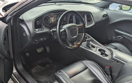 Dodge Challenger III рестайлинг 2, 2019 год, 3 300 000 рублей, 10 фотография